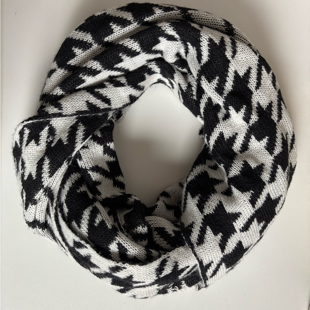 Classic Black and White Houndstooth Infinity Scarf